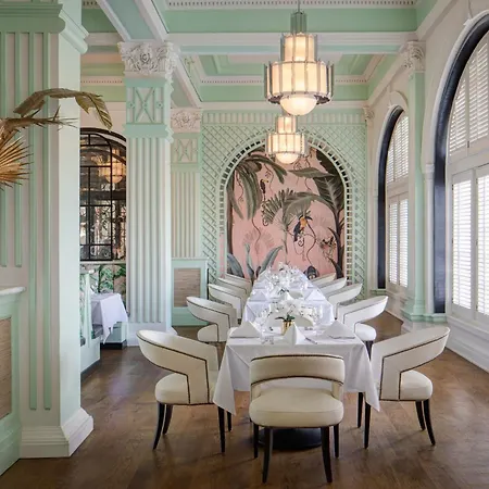Grand Galvez Resort, Autograph Collection-3